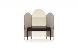 Sa table de dressing